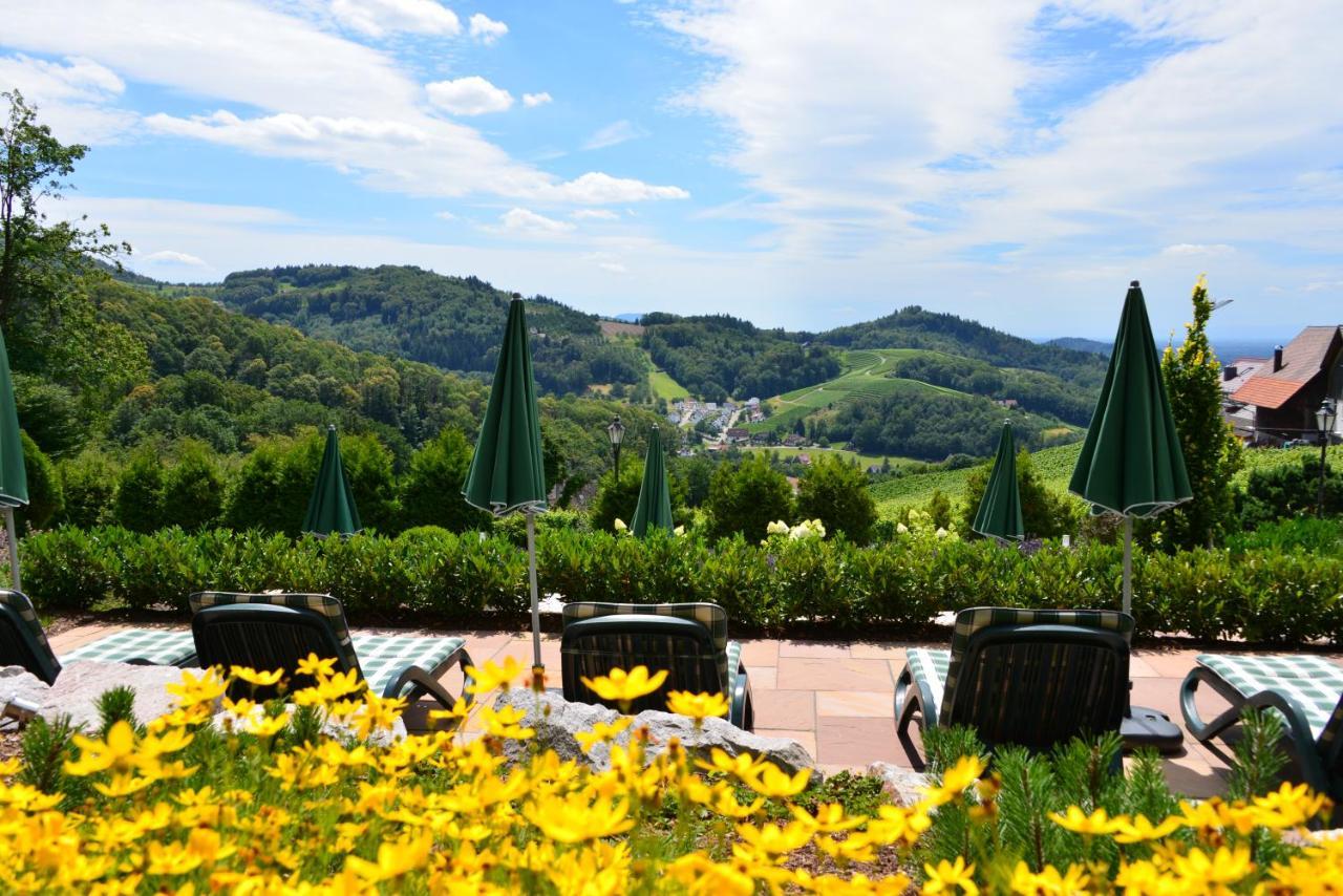 Relaxhotel Tannenhof Sasbachwalden Eksteriør billede